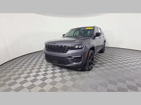Used 2024 Jeep Grand Cherokee Limited w/ Black Appearance Package RWD image 48