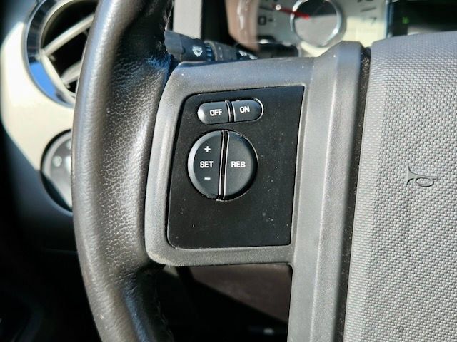 Used 2014 Ford Expedition Limited w/ Equipment Group 301A AWD/4WD image 17