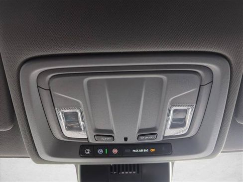 Used 2025 GMC Sierra 1500 Elevation AWD/4WD image 15
