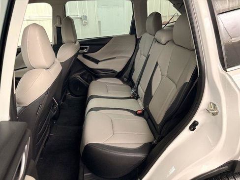 Used 2021 Subaru Forester Limited w/ Popular Package #3 image 9
