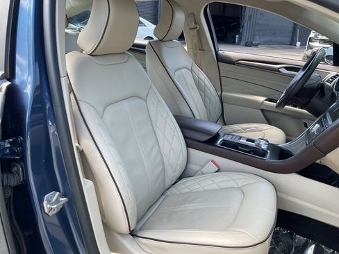 Used 2018 Ford Fusion Energi Platinum image 22