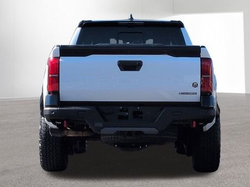 Certified 2025 Toyota Tacoma TRD Pro AWD/4WD image 7