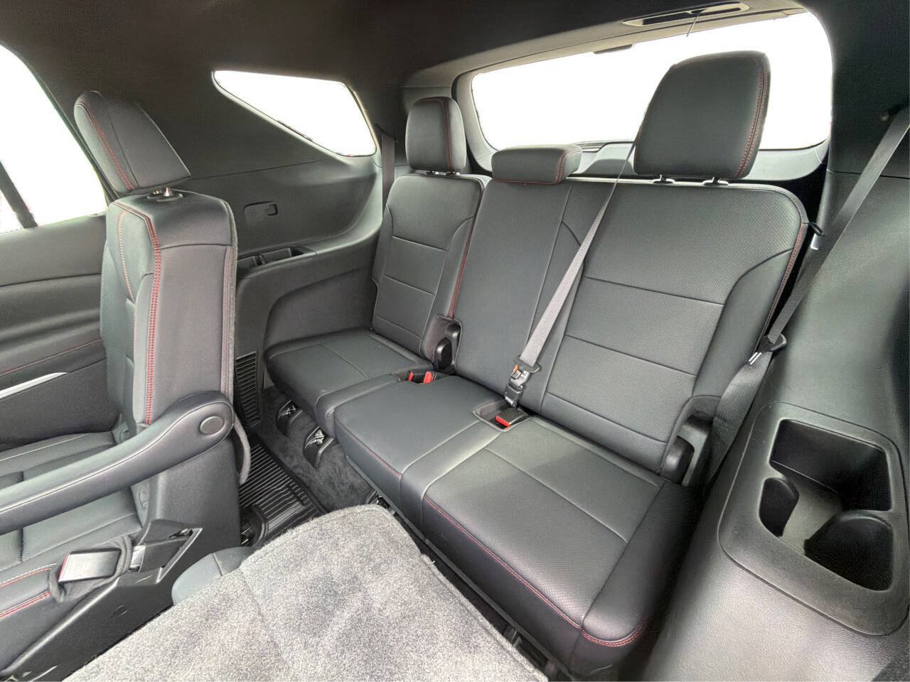 Used 2024 Chevrolet Traverse RS w/ LPO, Floor Liner Package AWD/4WD image 39
