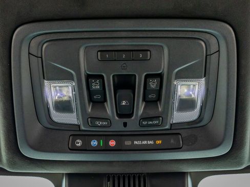 Used 2025 GMC Sierra 2500 AT4X w/ AT4X AEV Edition AWD/4WD image 29