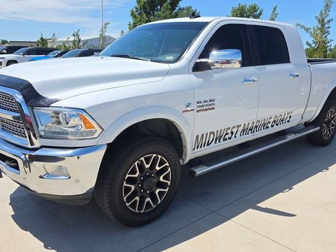Used 2018 RAM 2500 Laramie AWD/4WD image 1