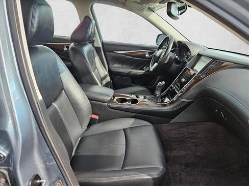 Used 2018 INFINITI Q50 Luxe w/ Essential Package (3.0T Luxe) RWD image 19