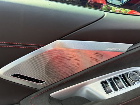 Used 2023 Chevrolet Corvette Stingray Premium Conv w/ Z51 Performance Package RWD image 17