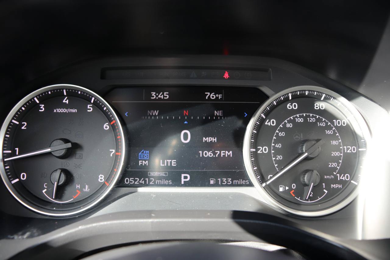 Used 2024 Mitsubishi Outlander AWD image 27