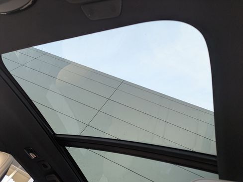 New 2026 Volvo XC90 B6 Ultra image 17