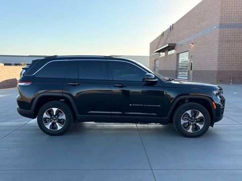 Used 2022 Jeep Grand Cherokee Limited 4xe AWD/4WD image 6