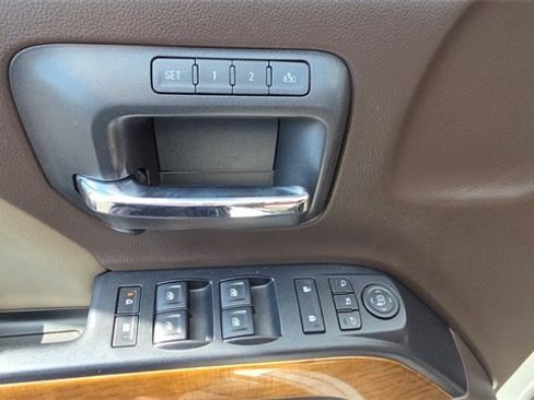 Used 2015 Chevrolet Silverado 1500 LTZ w/ Texas Edition, 1LZ Trim image 23