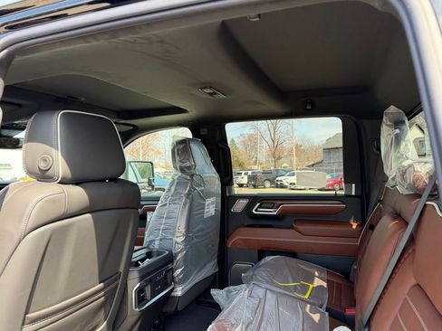 New 2026 GMC Sierra 3500 Denali Ultimate image 10