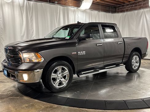 Used 2017 RAM 1500 Big Horn AWD/4WD image 1