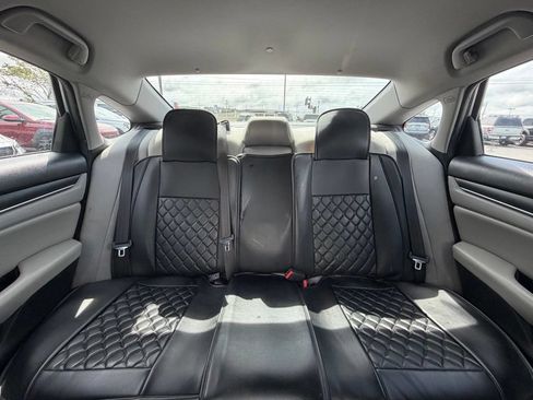 Used 2019 Honda Accord LX image 22