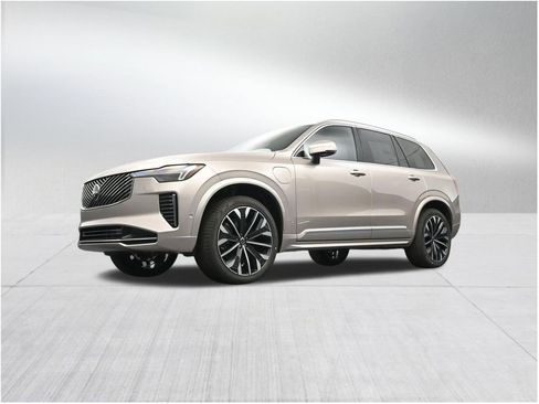 New 2026 Volvo XC90 T8 Plus w/ Protection Package Premier AWD/4WD image 21