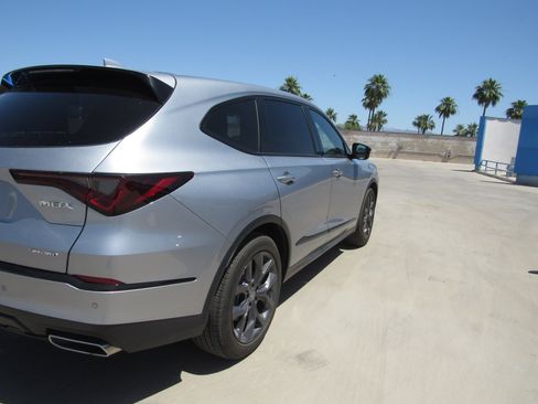 Used 2022 Acura MDX A-Spec AWD/4WD image 3