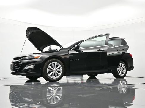 Used 2025 Chevrolet Malibu LT image 45