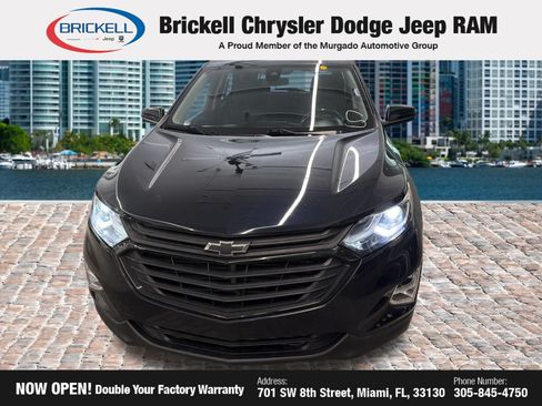 Used 2020 Chevrolet Equinox LT FWD image 2