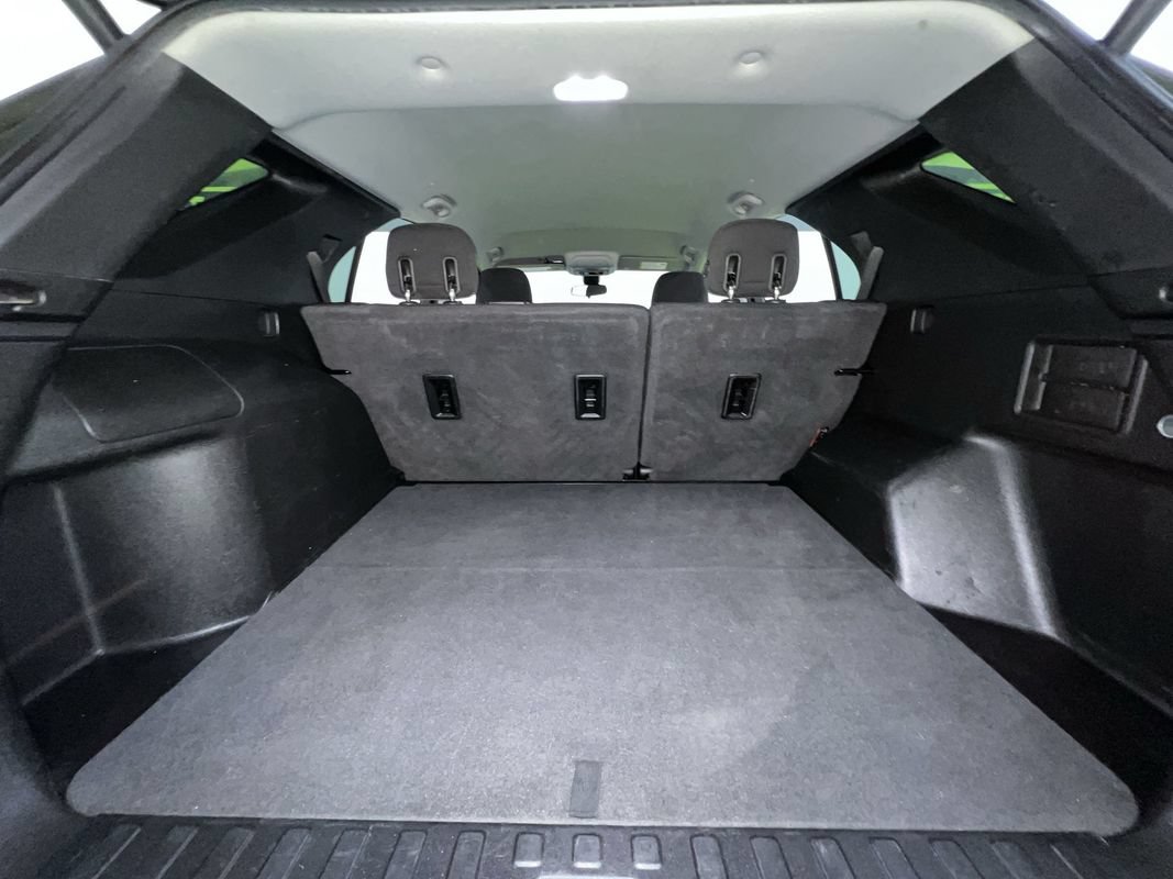 Used 2020 Chevrolet Equinox LT FWD image 26
