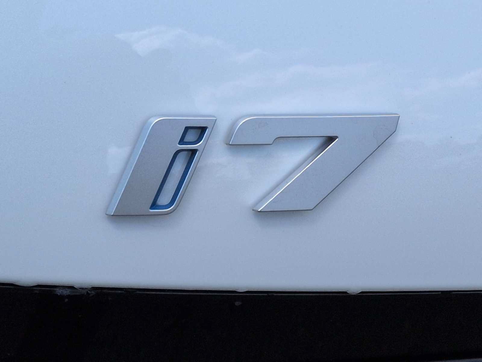 Used 2026 BMW i7 xDrive60 w/ Executive Package AWD/4WD image 13