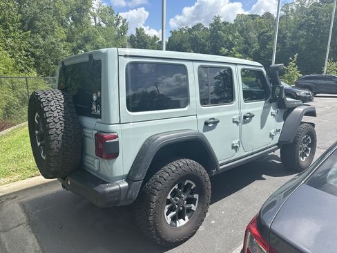 Used 2024 Jeep Wrangler Unlimited Rubicon 4xe w/ Capability Package AWD/4WD image 42