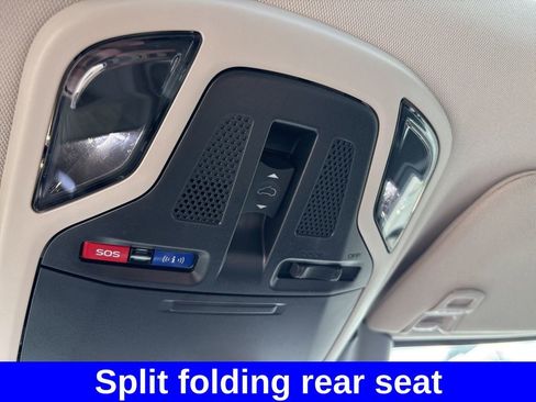 Used 2025 Subaru Outback Premium image 27