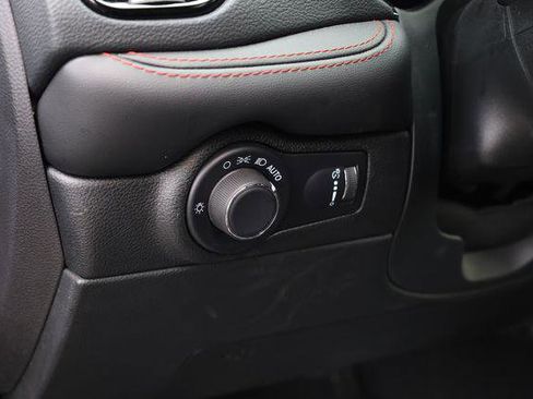 Certified 2025 Dodge Durango GT AWD/4WD image 17