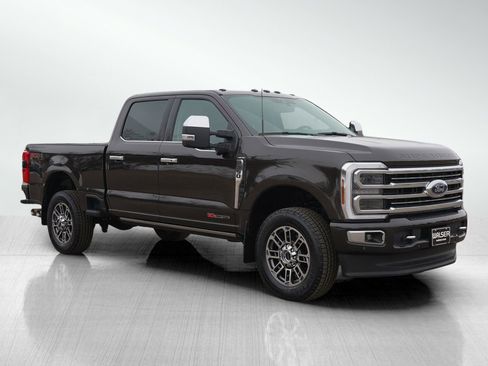 Used 2024 Ford F350 Limited w/ FX4 Off-Road Package AWD/4WD image 7