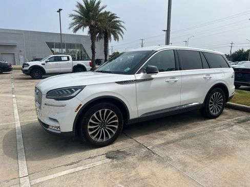 Used 2020 Lincoln Aviator Reserve AWD/4WD image 10