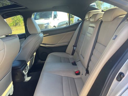 Used 2017 Lexus IS 200t image 17