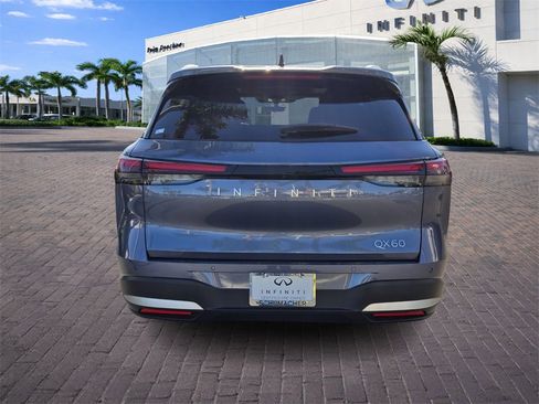 Certified 2026 INFINITI QX60 Luxe w/ Cargo Package image 6