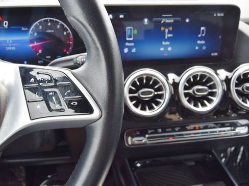Used 2025 Mercedes-Benz GLA 250 image 27