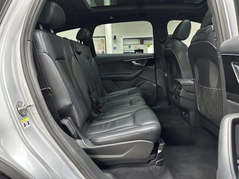 Used 2019 Audi Q7 3.0T Premium Plus w/ Premium Plus Package image 18