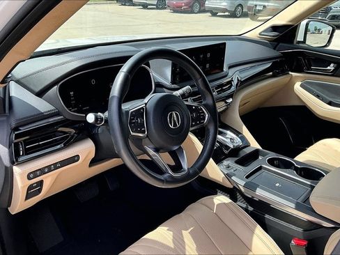 Certified 2025 Acura MDX SH-AWD w/ Advance Package image 16
