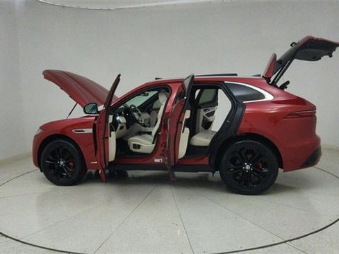 Used 2025 Jaguar F-PACE R-Dynamic S image 72