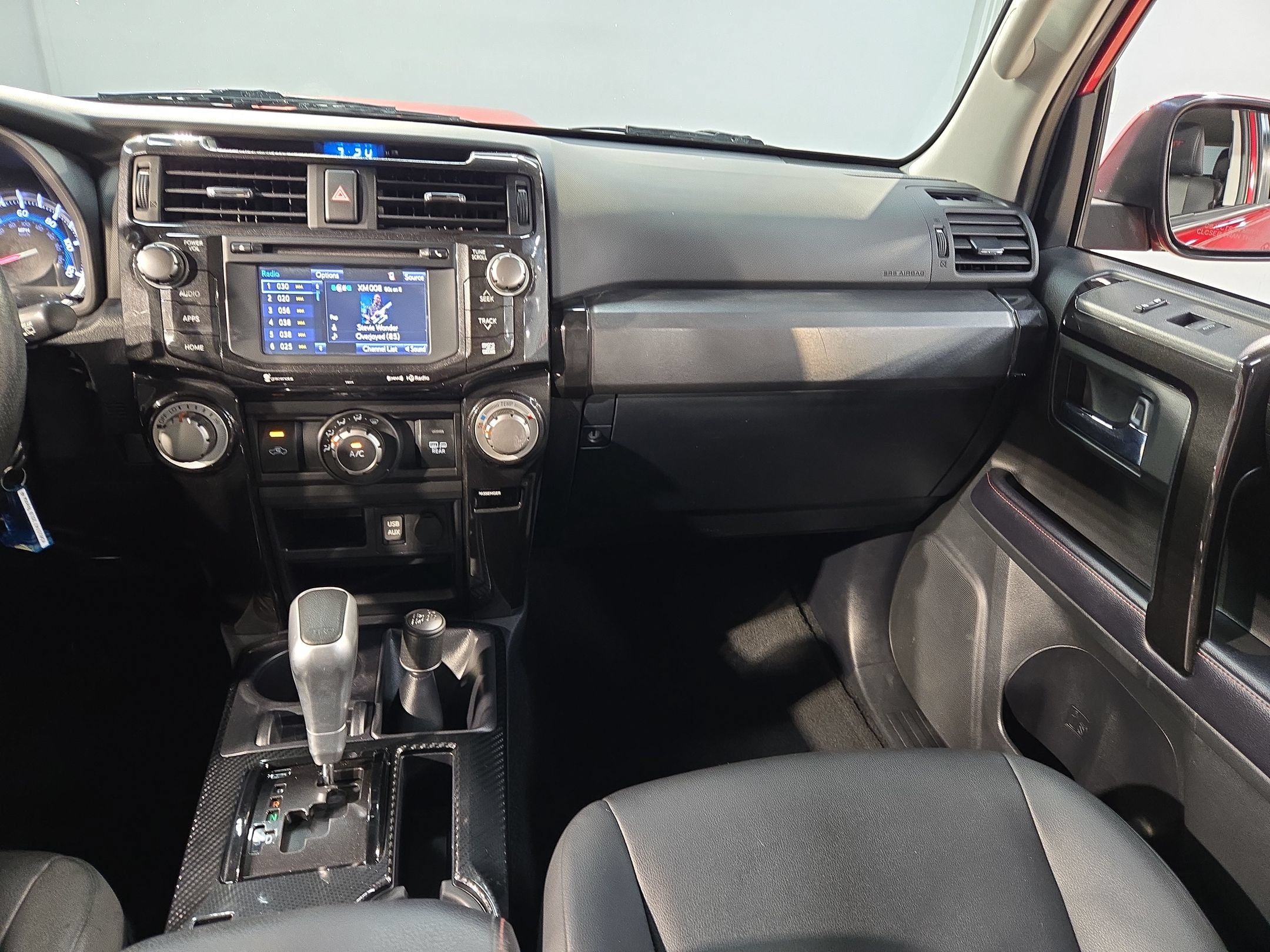 Used 2019 Toyota 4Runner TRD Off-Road Premium AWD/4WD image 11