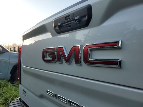 Used 2024 GMC Sierra 1500 SLT w/ SLT Premium Plus Package RWD image 6