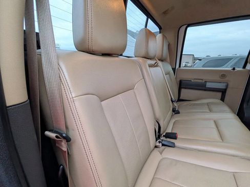 Used 2014 Ford F250 Lariat w/ Snow Plow Prep Package image 27