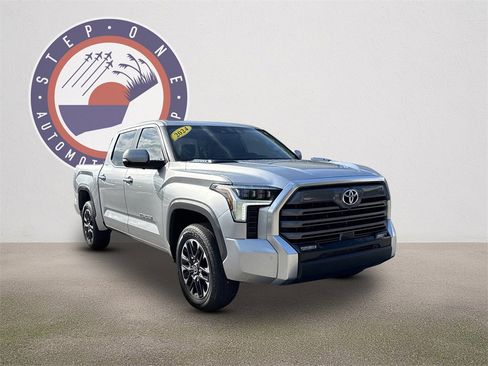 Used 2024 Toyota Tundra Limited image 2