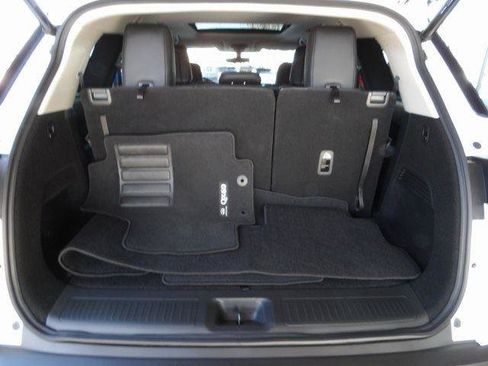 Used 2025 INFINITI QX60 Luxe w/ Vision Package image 10