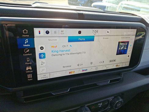 New 2026 Jeep Gladiator Sport image 12