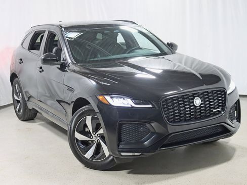 Used 2024 Jaguar F-PACE R-Dynamic S image 6