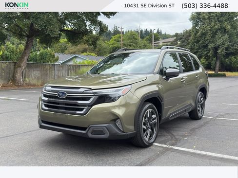 Used 2025 Subaru Forester Limited image 1