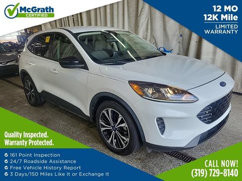 Used 2022 Ford Escape SE w/ SE Sport Appearance Package FWD image 1