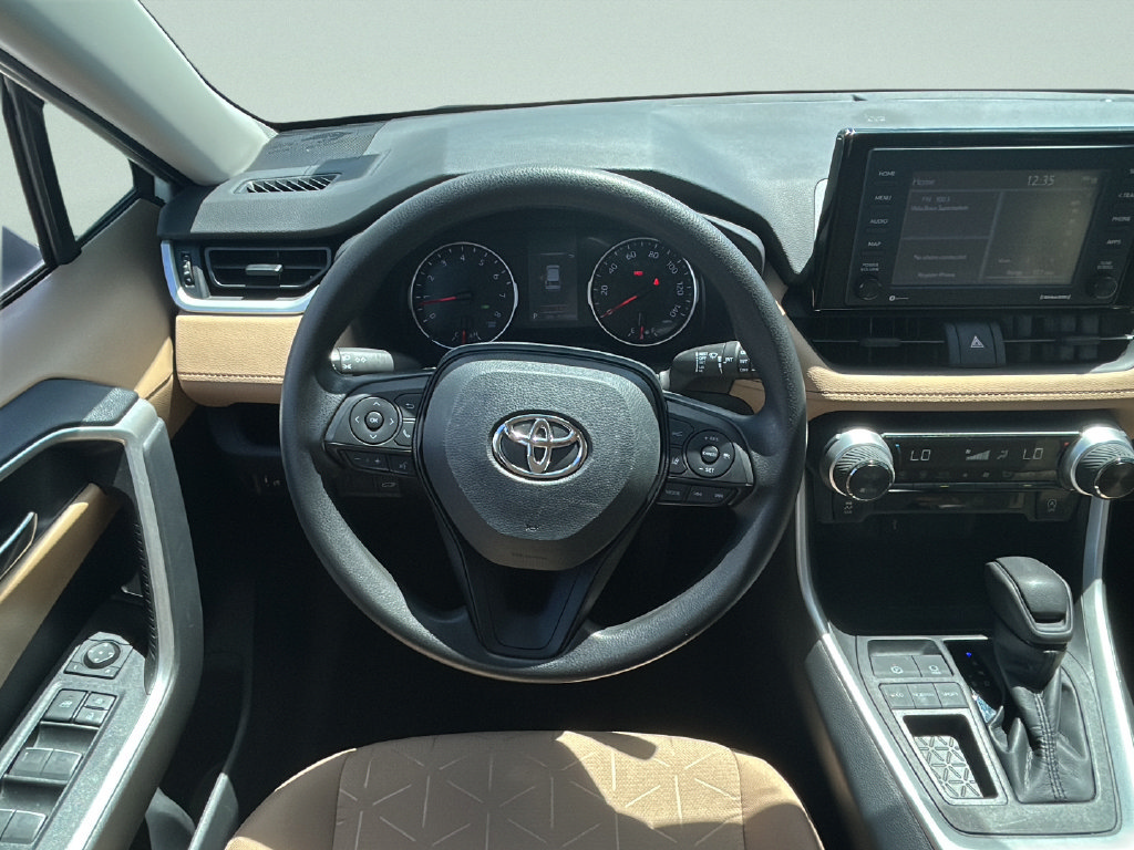 Used 2022 Toyota RAV4 XLE w/ Convenience Package FWD image 13