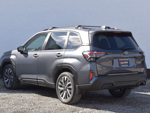 Used 2025 Subaru Forester Touring w/ Popular Package - Touring image 2