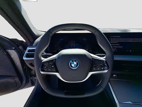 Used 2025 BMW i4 eDrive40 w/ Premium Package image 40