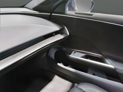 Used 2024 Lucid Air Touring AWD/4WD image 18