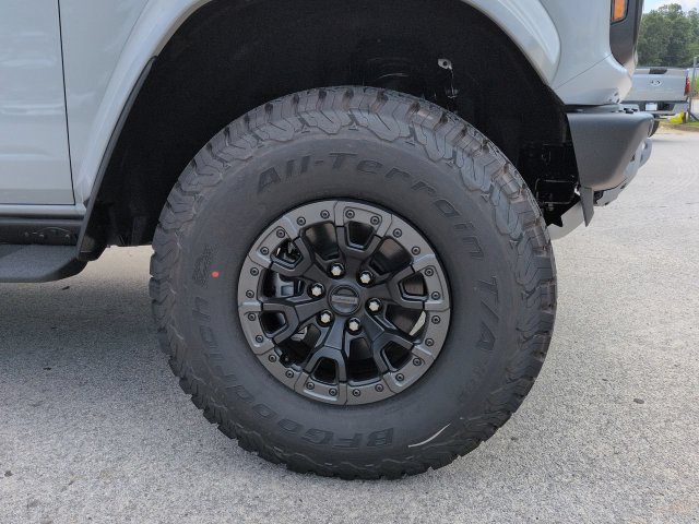 New 2026 Ford Bronco Raptor w/ Interior Carbon Fiber Pack AWD/4WD image 10