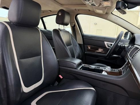 Used 2012 Jaguar XF Portfolio RWD image 15